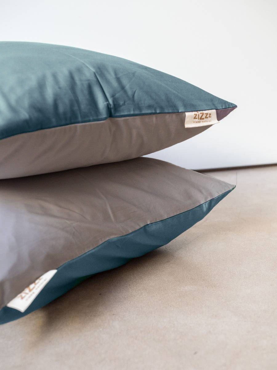 Perkal Kissenbezug – 65x100cm – Blaugrün & Grau