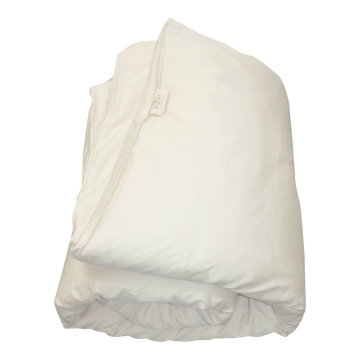 Couette Zizzz pliée avec housse de duvet satin