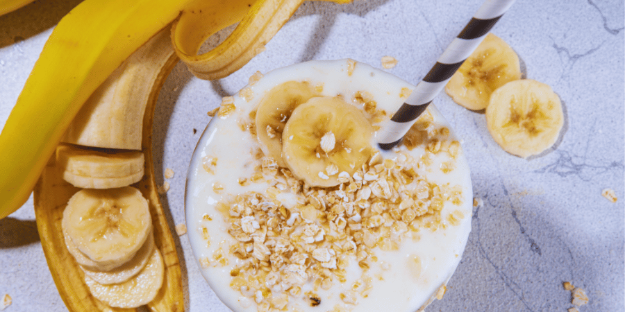 banane et verre de lait