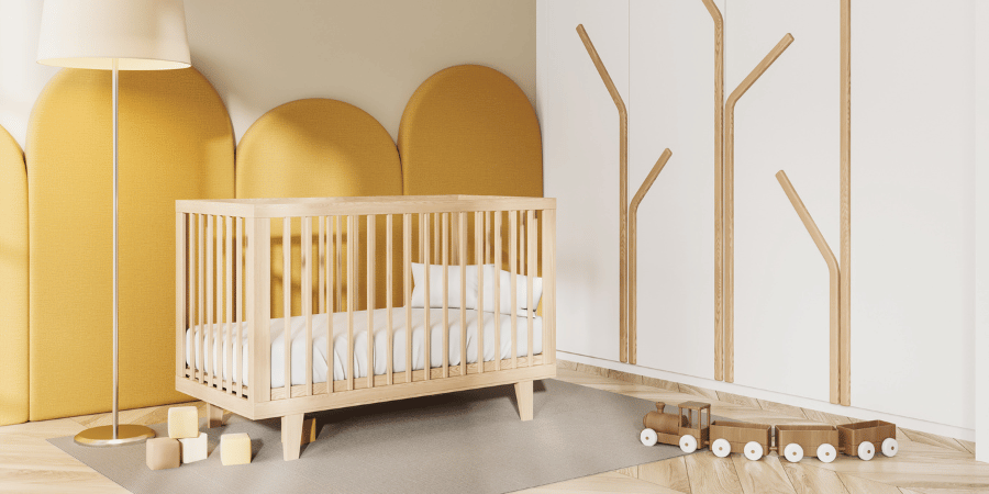 Lit à barreaux dans une chambre de bébé
